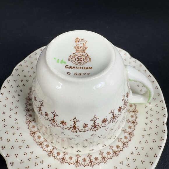 Vintage Royal Doulton Grantham Demitasse Teacup Saucer Set Porcelain England VTG - Picture 10 of 13